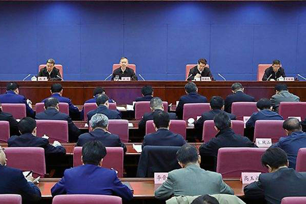 國務(wù)院安委辦、應(yīng)急管理部召開全國煤礦安 全生產(chǎn)工作緊急視頻會議強調(diào) 深刻吸取煤礦重大事故教訓(xùn) 舉一反三抓好風(fēng)險防控 確保歲末年初安 全形勢穩(wěn)定